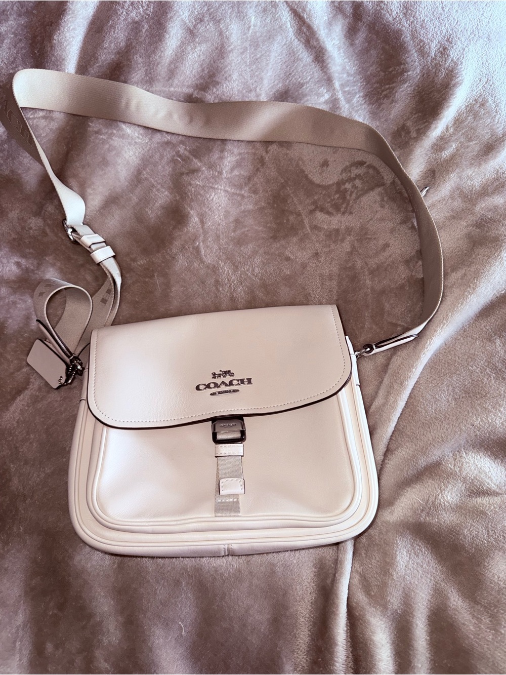 Coach Pace Messenger Bag